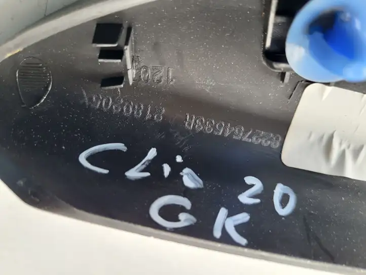 Renault Clio V (2019 - ) Накладка стекла задней двери — фото 5