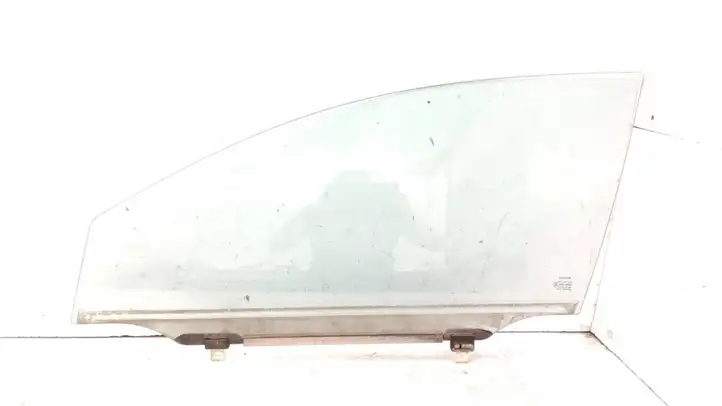 Toyota Avensis T250 (2003 - 2006) 43R00050 Стекло передней двери — фото 1