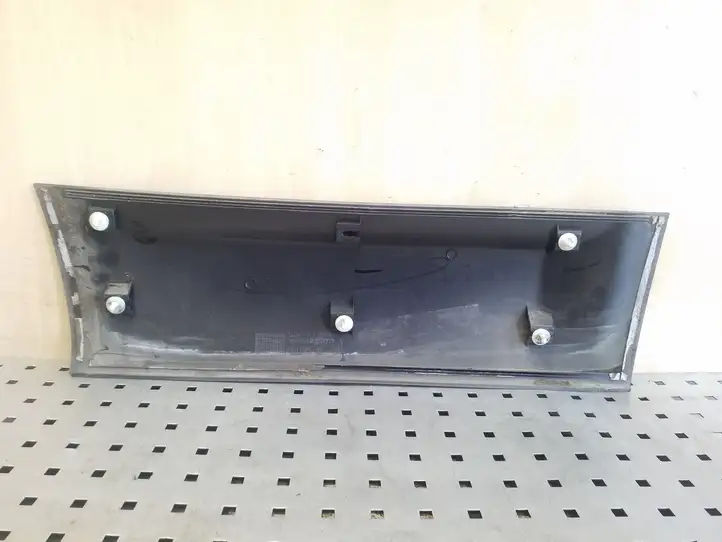 Nissan Qashqai (2010 - 2013) 82871JD01D Молдинги задней двери — фото 2
