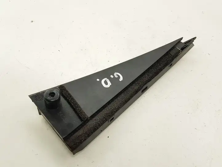 Toyota Corolla Verso AR10 (2004 - 2009) 674870F010 Накладка стекла задней двери — фото 6
