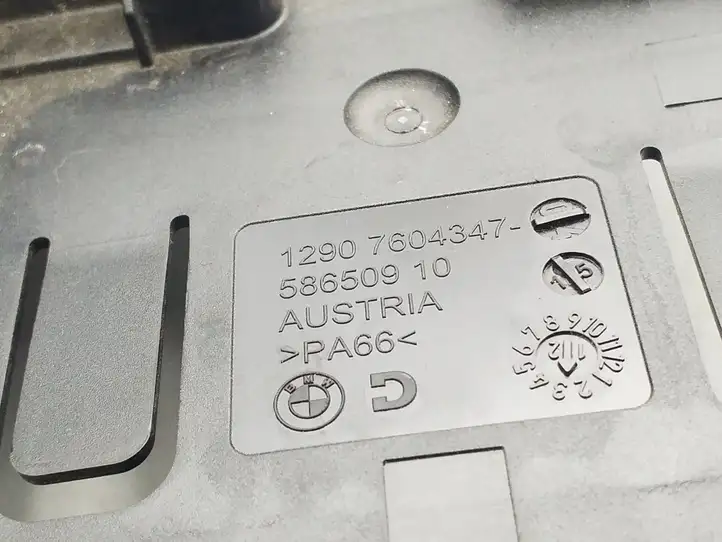 BMW 3 F30 F35 F31 (2012 - 2018) 7604347 Другая часть кузова — фото 3