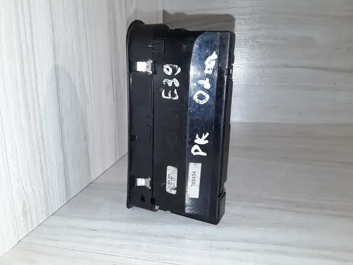 BMW 5 E39 (1996 - 2003) 769434 Кнопка стеклоподъемников — фото 1