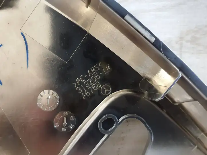 Mercedes-Benz ML W164 (2005 - 2011) A6758 Отделка регуляторов сиденья — фото 3