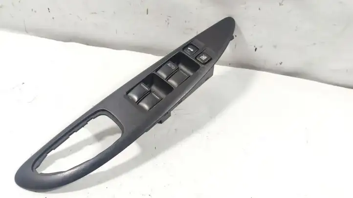 Nissan Primera (2001 - 2008) 25401AV640 Блок кнопок стеклоподъемников — фото 2