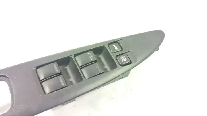 Nissan Primera (2001 - 2008) 25401AV640 Блок кнопок стеклоподъемников — фото 3