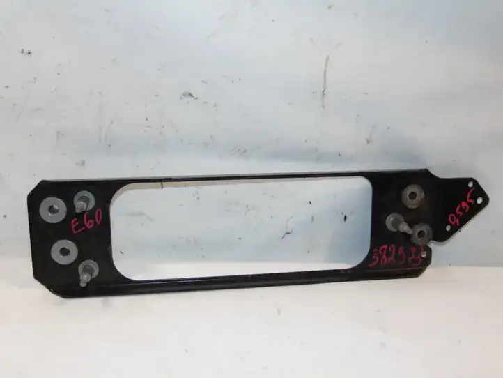 BMW 5 E60 E61 (2004 - 2010) 37106785505 Кронштейн пневмокомпрессора — фото 5