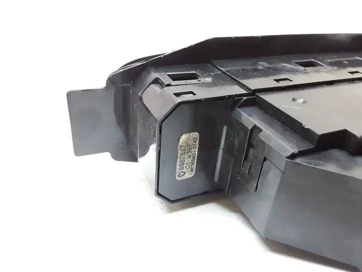 Volvo V70 (2000 - 2004) 8682837 Кнопка стеклоподъемников — фото 3
