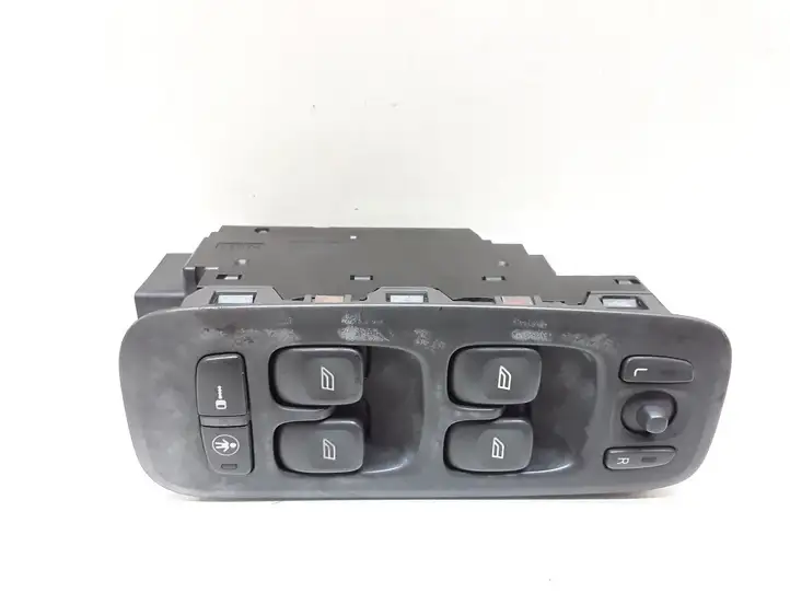 Volvo V70 (2000 - 2004) 8682836 Кнопка стеклоподъемников — фото 1