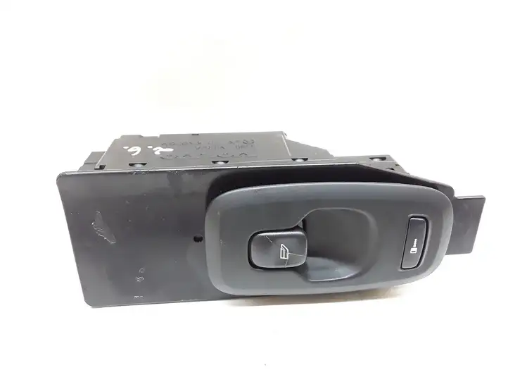 Volvo S60 (2004 - 2010) 30739981 Кнопка стеклоподъемников — фото 1