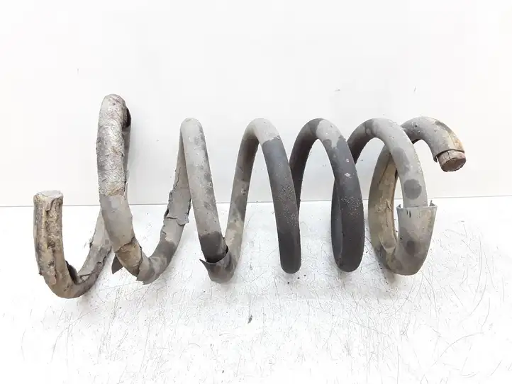 Volvo XC90 (2002 - 2006)   Пружина