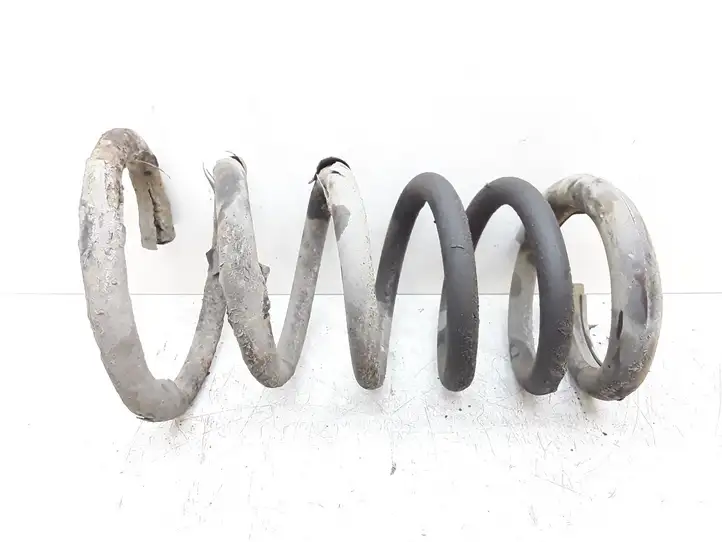 Volvo XC90 (2002 - 2006)   Пружина