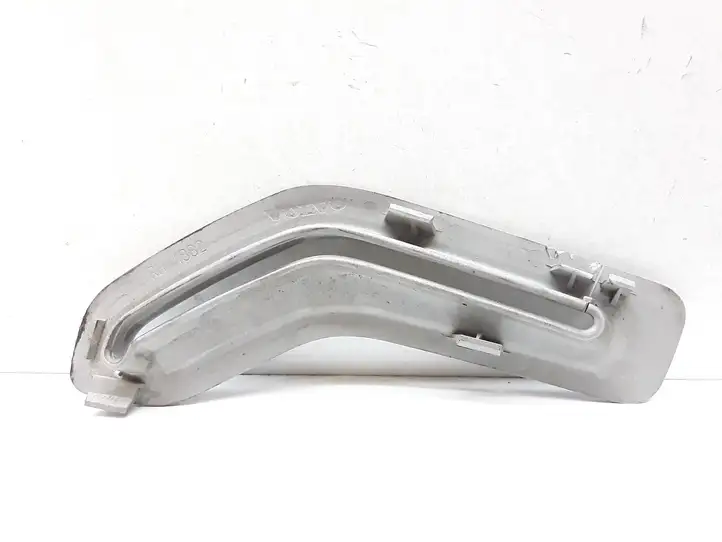 Volvo XC70 (2000 - 2004)   Отделка ремня безопасности