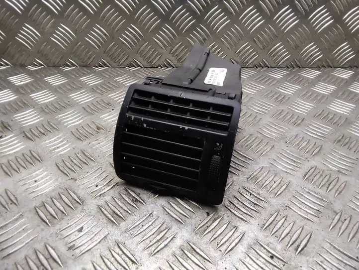 Volkswagen Sharan (2000 - 2003) 7M3819703B Боковой воздушный дефлектор — фото 1