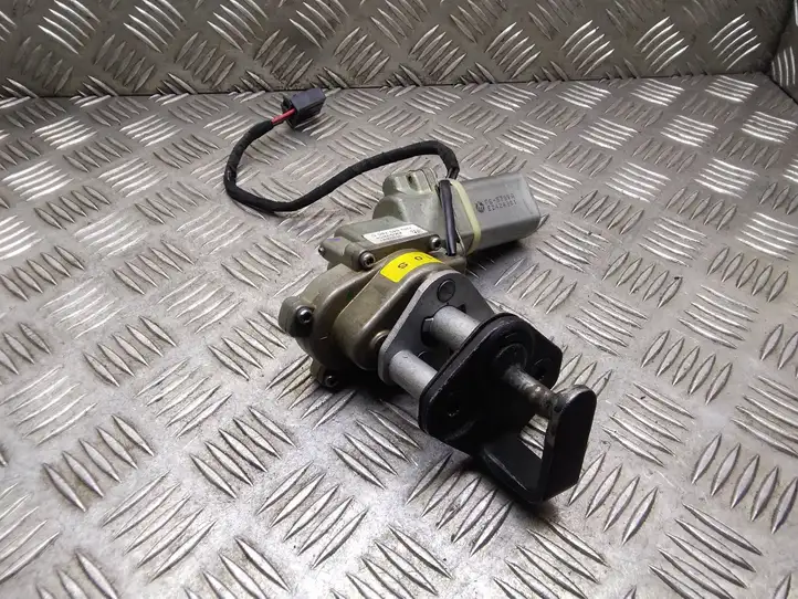 Volkswagen Multivan T5 (2003 - 2015)  7H0843765C Моторчик боковой раздвижной двери