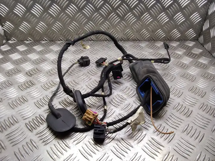 Volkswagen Transporter-Caravelle (2003 - 2009)   Проводка передних дверей