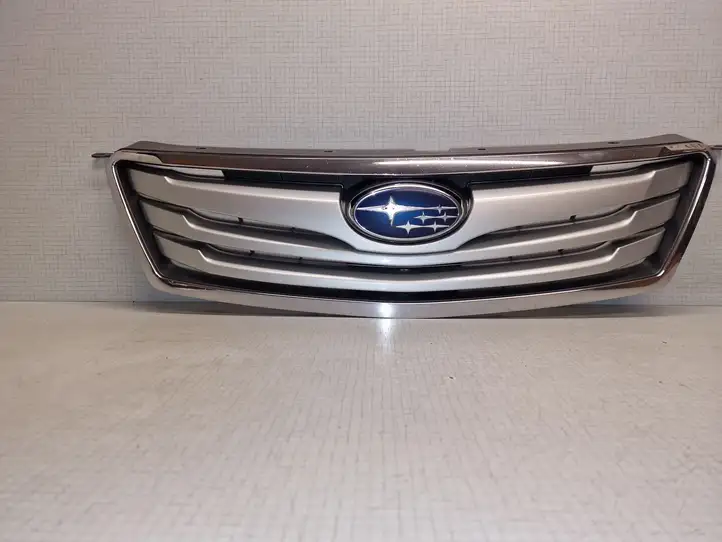 Subaru Outback (2009 - 2014) Верхняя решетка радиатора — фото 1