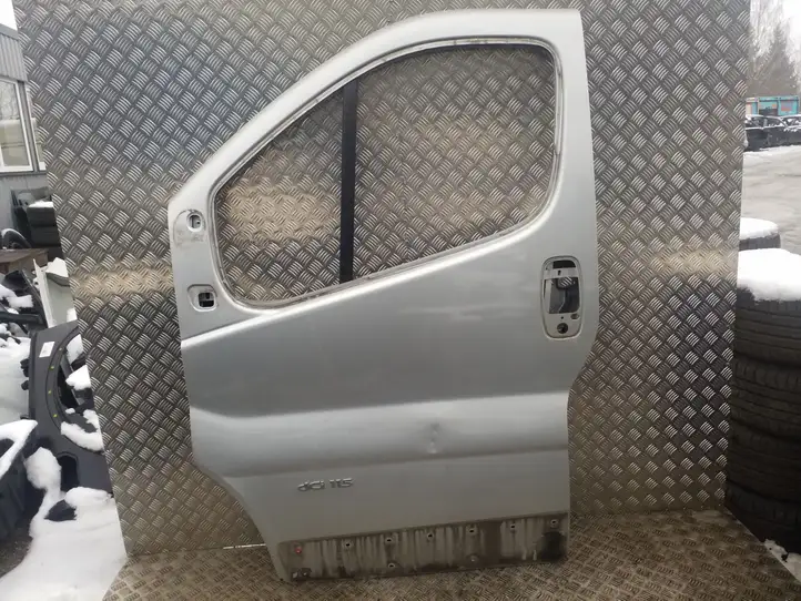 Renault Trafic II (X83) (2002 - 2014) Дверь — фото 1