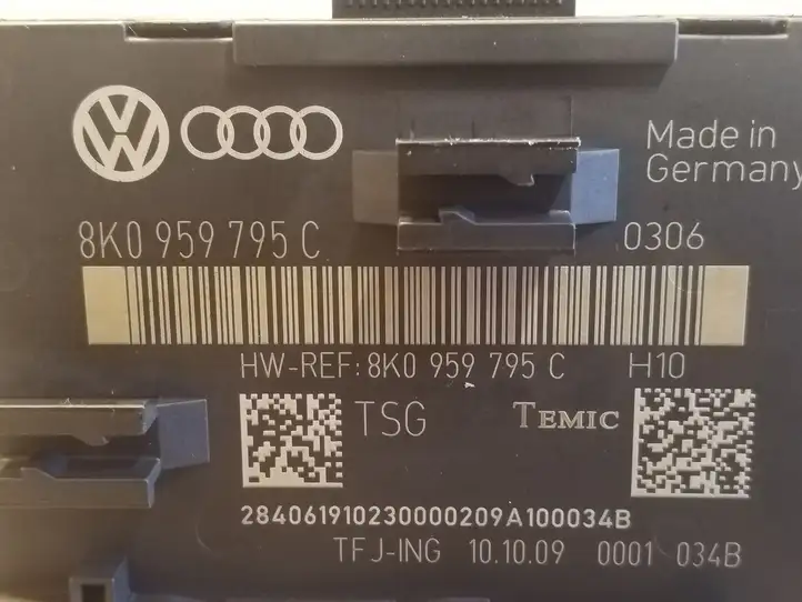 Audi A4 S4 B8 8K (2007 - 2011) 8K0959795C Блок управления дверью — фото 3