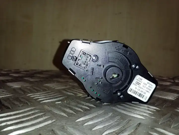 Audi A4 S4 B8 8K (2007 - 2011) 8K0941531AL Включатель фонарей — фото 4