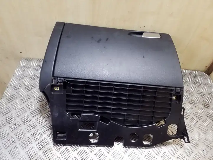 Audi A4 S4 B8 8K (2007 - 2011) 8K2857035C Бардачок в сборе — фото 1
