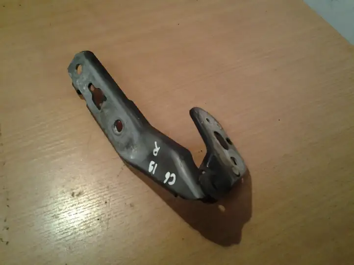 Audi A6 (2001 - 2004)  4F0823302 Петля (петли) капота