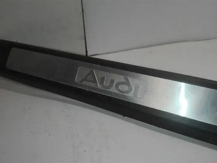 Audi A3/S3 8L (2000 - 2003) 8P3853492B Внутренняя отделка переднего порога — фото 2