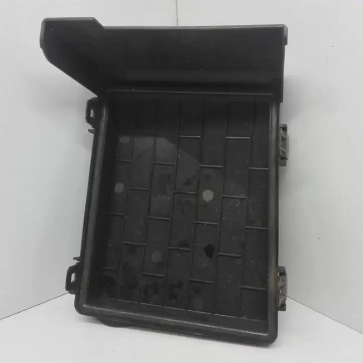 Audi A3/S3 8L (2000 - 2003) 1K0937123D Крышка ящика предохранителей — фото 1