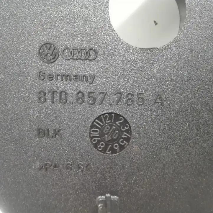 Audi A5 8T 8F (2007 - 2011) 8T0857785A Прочие детали салона — фото 4