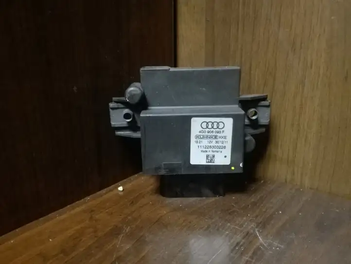 Audi A4 S4 B8 8K (2011 - 2015) 4G0906093F Прочие блоки управления — фото 2