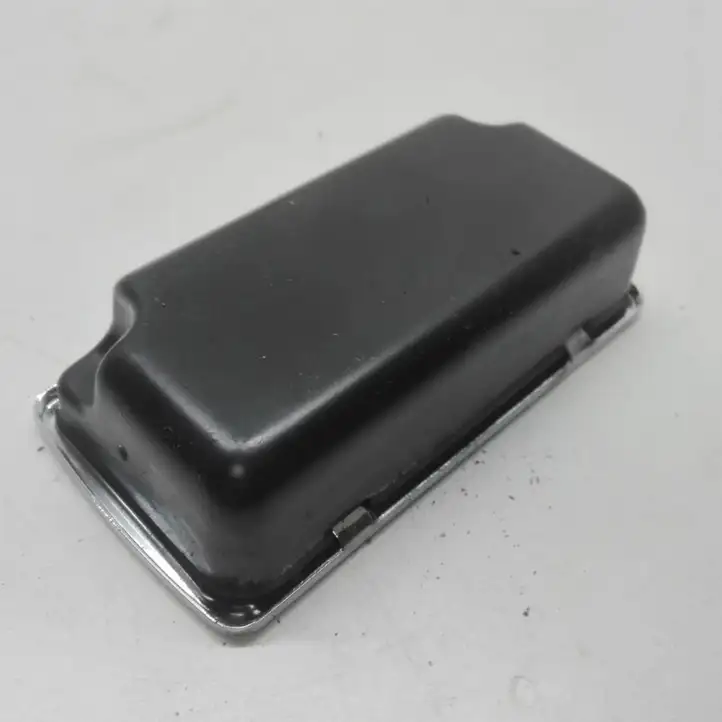 Volkswagen Phaeton (2002 - 2008)   Пепельница двери