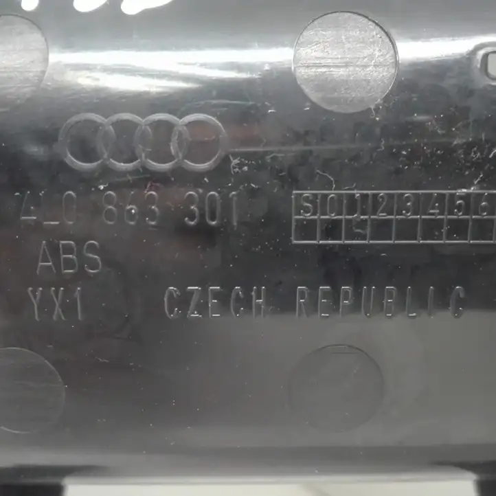 Audi Q7 4L (2005 - 2009) 4L0863301 Прочие детали салона — фото 4