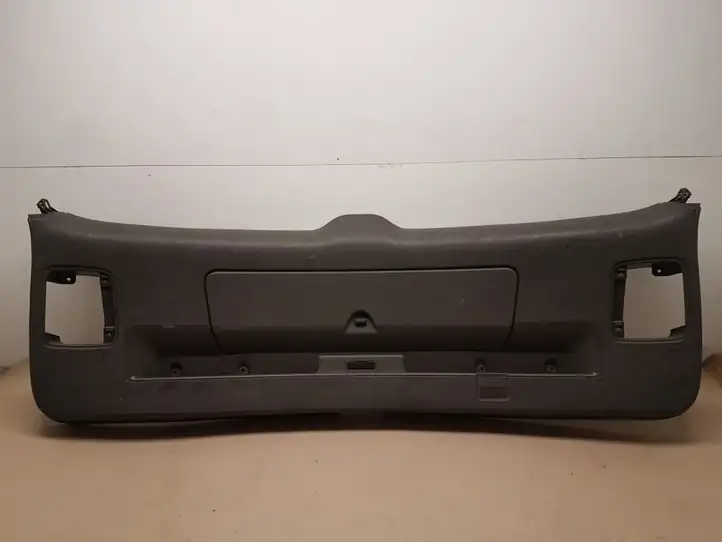 Audi Q7 (2005 - 2009)  4L0867973 Отделка крышки багажника (комплект)
