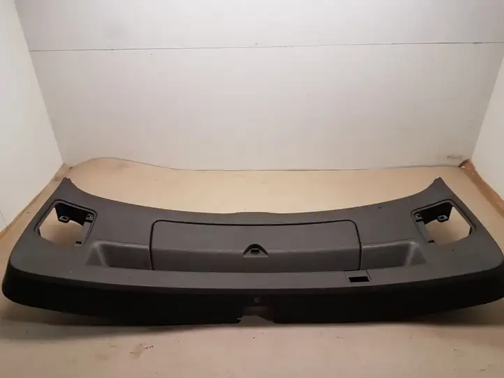 Audi Q7 (2005 - 2009)  4L0867973 Отделка крышки багажника (комплект)