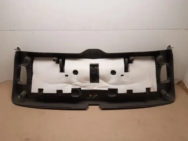 Audi Q7 4L (2005 - 2009) 4L0867973 Комплект обшивки крышки багажника — фото 3