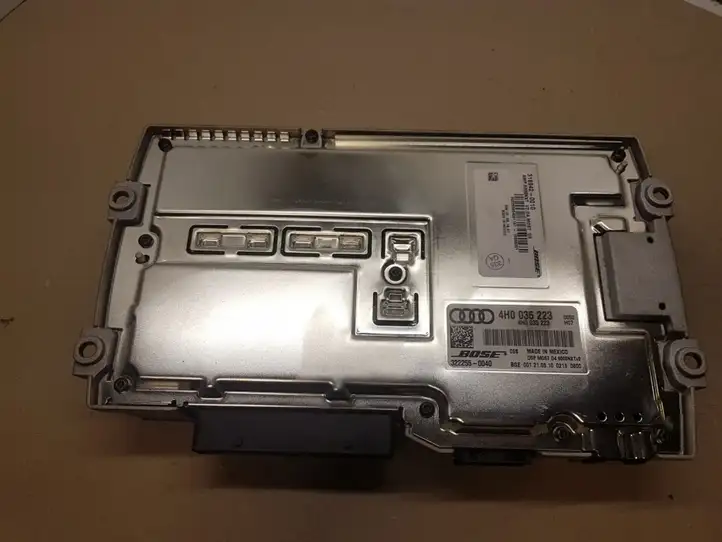 Audi A8 S8 D4 4H (2010 - 2014) 4H0035223 Усилитель звука — фото 3