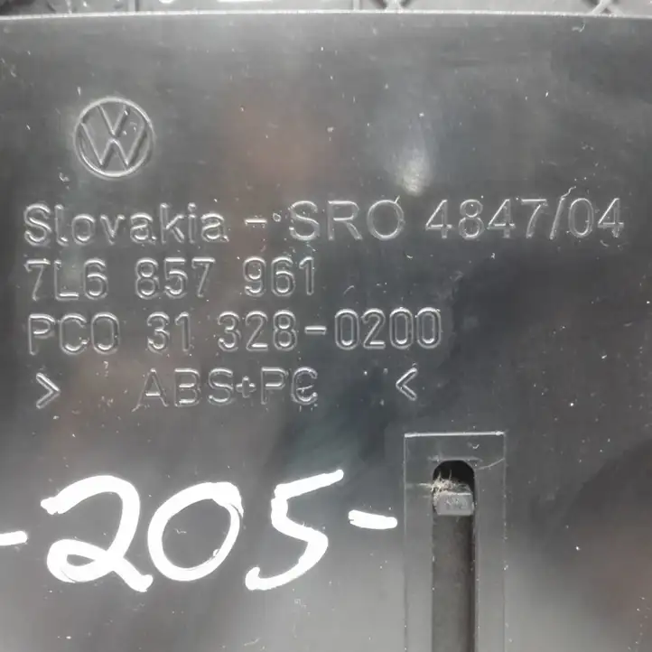 Volkswagen Touareg I (2002 - 2010) 7L6857961 Передняя пепельница — фото 3