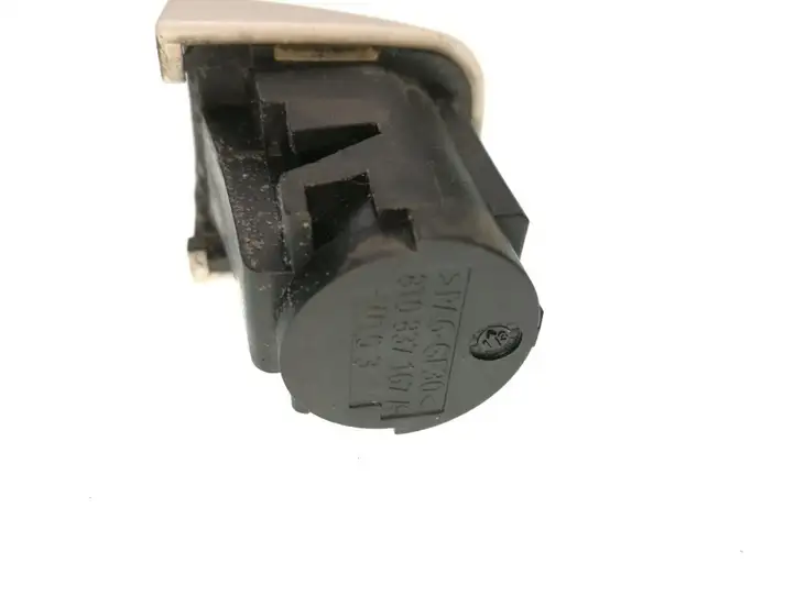 Audi Q3 8U (2011 - 2014) 8T0837167A Накладка ручки двери — фото 2