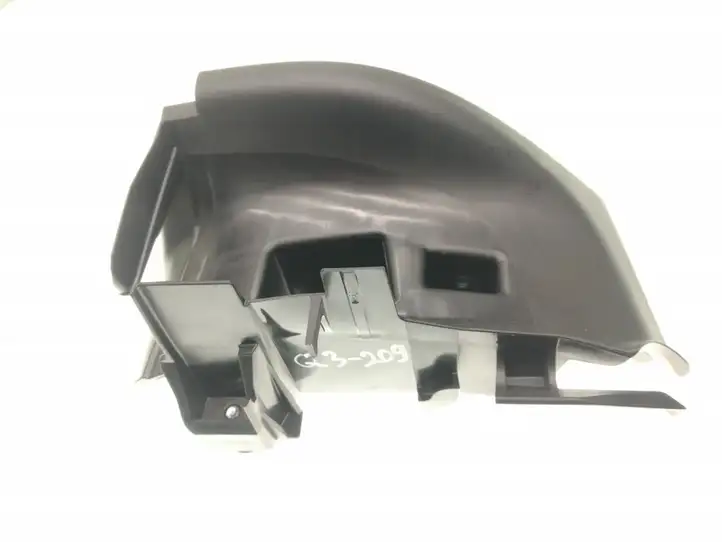 Audi Q3 8U (2011 - 2014) 8U0857792B Накладка ремня безопасности — фото 1
