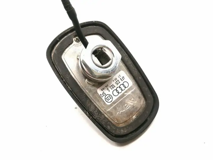 Audi A6 S6 C6 4F (2008 - 2011) 4F9035503G GPS антенна — фото 2