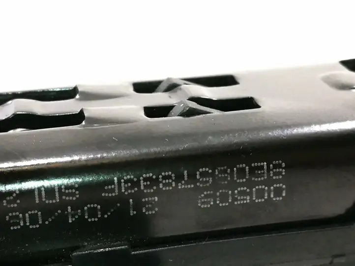 Audi Q7 4L (2005 - 2009) 8E0857833F Электродвигатель регулировки ремня безопасности — фото 3