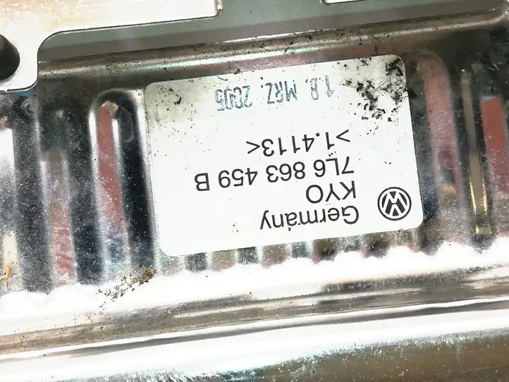 Volkswagen Touareg I (2002 - 2010) 7L6863459B Отделка порога багажника — фото 4