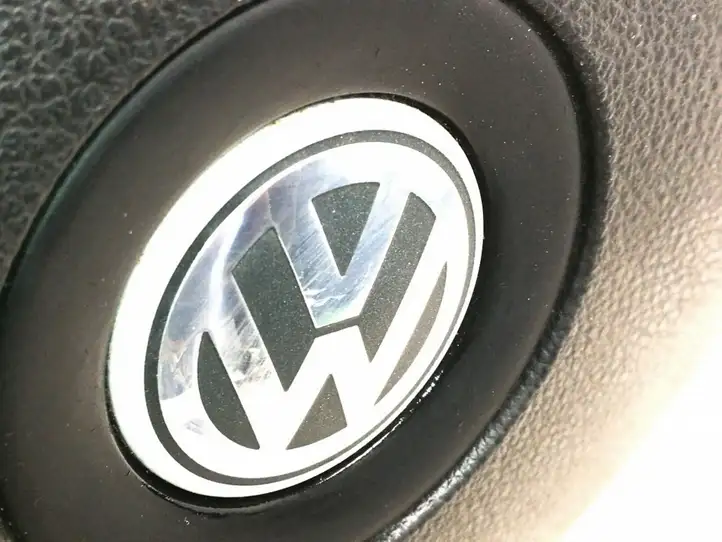 Volkswagen PASSAT B6 (2005 - 2010) 3C0880201 Подушка безопасности руля — фото 5