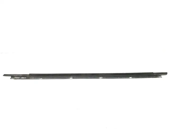 Volkswagen Golf V (2003 - 2009) 1K4837477 Накладка стоек лобового стекла — фото 2