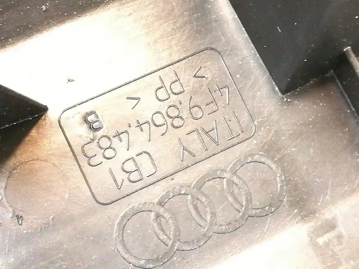 Audi A6 S6 C6 4F (2004 - 2008) 4F9864483B Отделка порога багажника — фото 6
