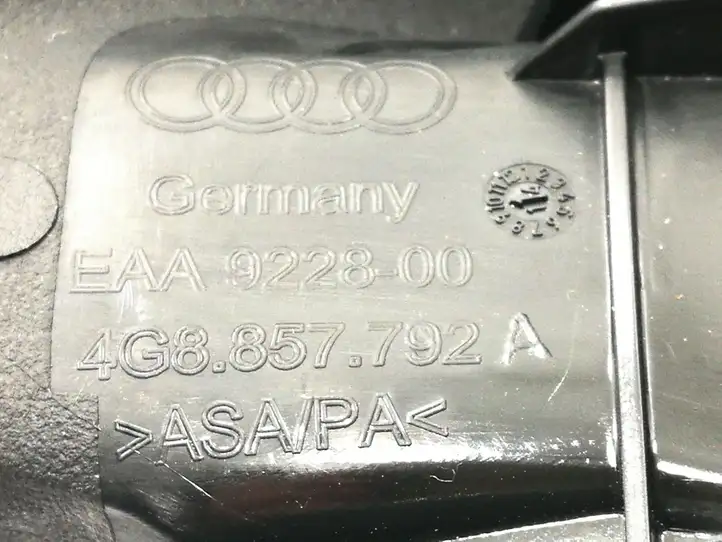 Audi A6 Allroad C7 (2014 - 2018) 4G8857792A Накладка ремня безопасности — фото 4