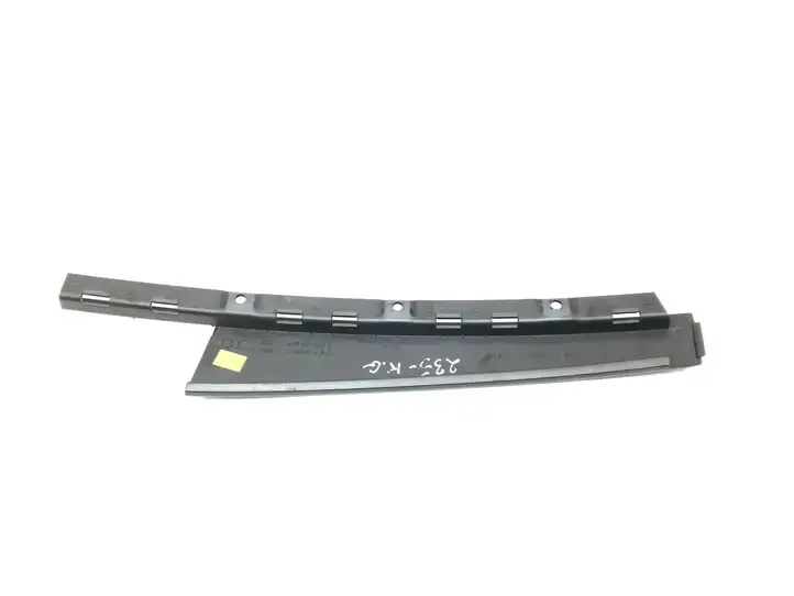 Audi A8 S8 D4 4H (2010 - 2014) 4H0839901L Накладка стекла задней двери — фото 2