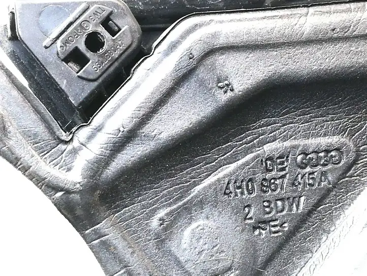 Audi A8 S8 D4 4H (2010 - 2014) 4H0837119 Накладка стекла задней двери — фото 5