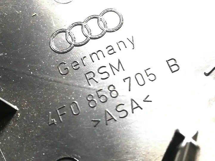 Audi A6 S6 C6 4F (2004 - 2008) 4F0858705B Прочая отделка передней двери — фото 3
