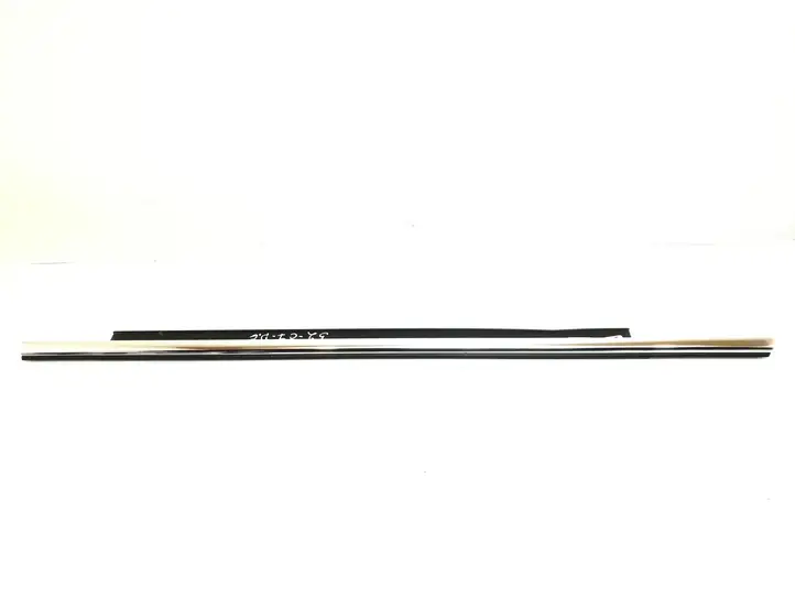 Audi A6 C7 (2011 - 2014) 4G0853764 Накладка стекла задней двери — фото 1