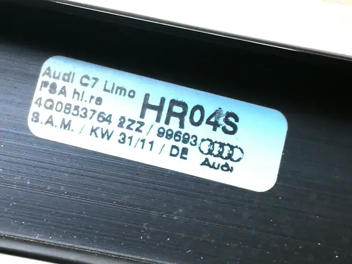 Audi A6 C7 (2011 - 2014) 4G0853764 Накладка стекла задней двери — фото 5